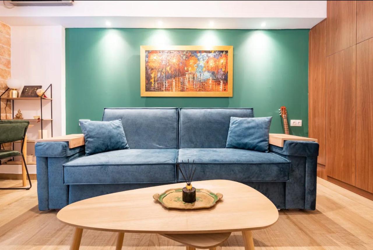 Cute Tiny Apartment In The Heart Of Flisvos Athènes Extérieur photo